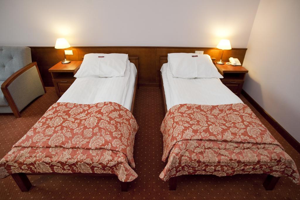 Eurohotel Swarzędz Extérieur photo